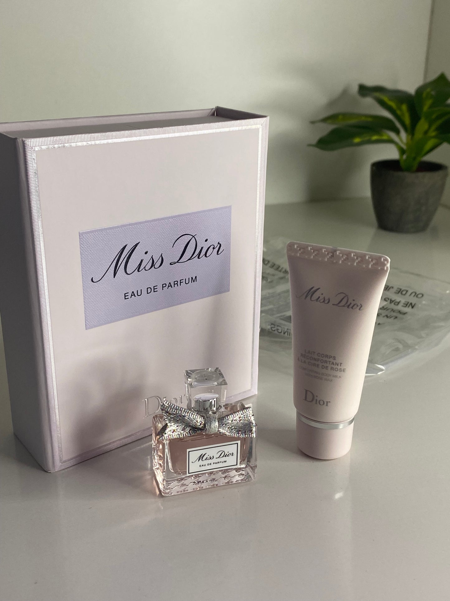 مجموعة عطر ميس ديور أو دو بارفان