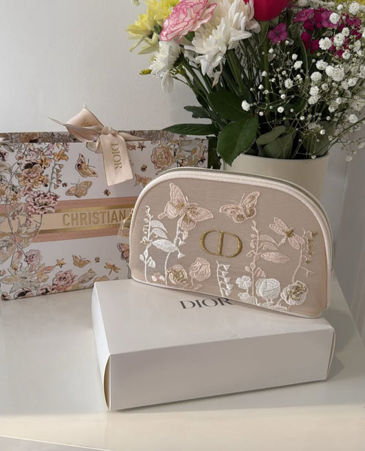 Dior Mother’s Day Pouch 2025