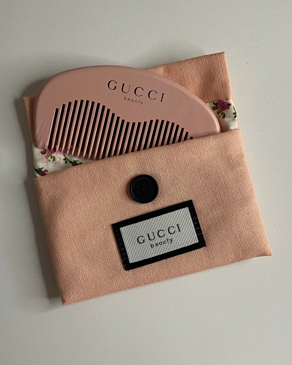 Gucci Beauty Hair Comp & Pouch