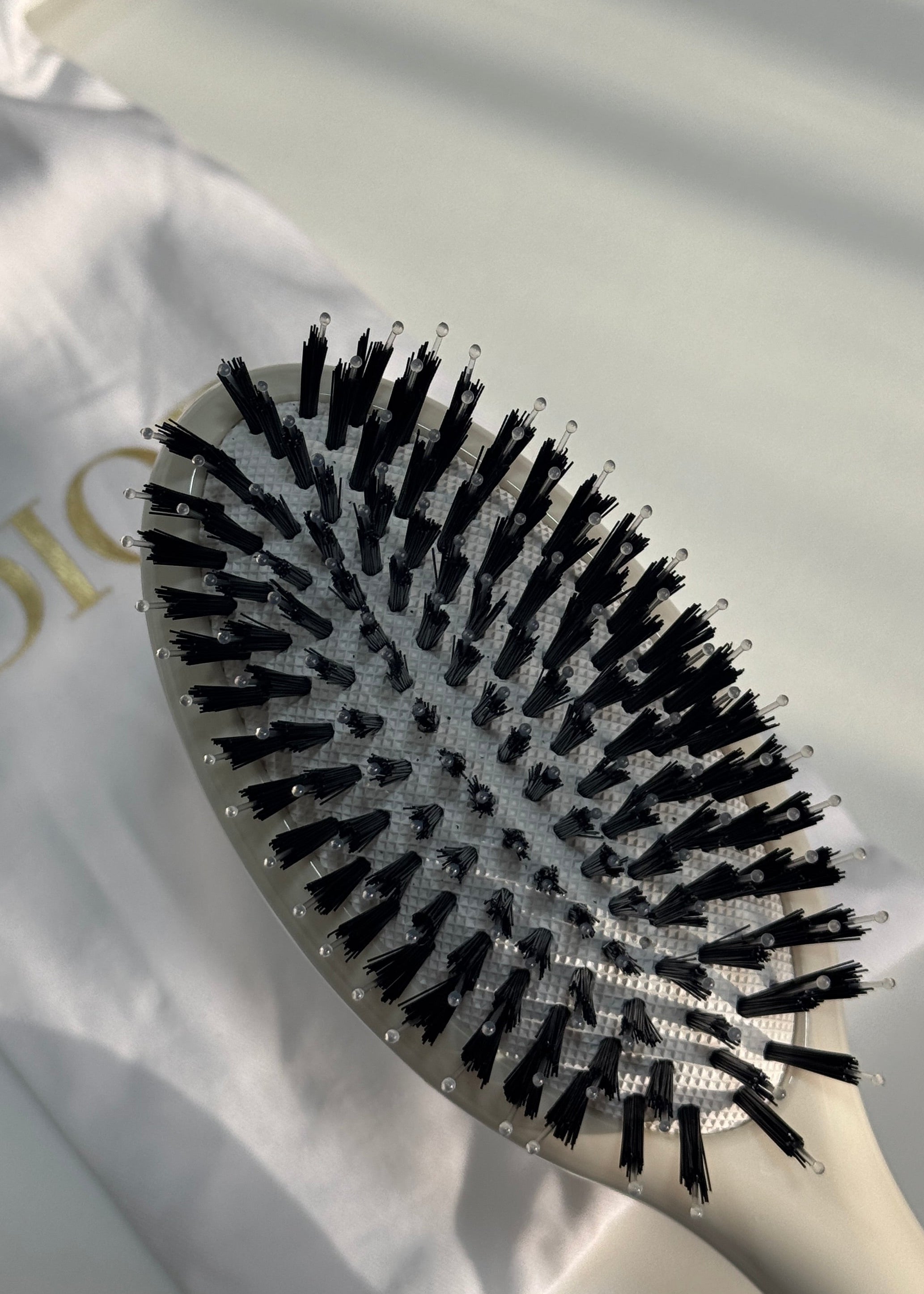 Dior Beauty White Hair Brush/Comb