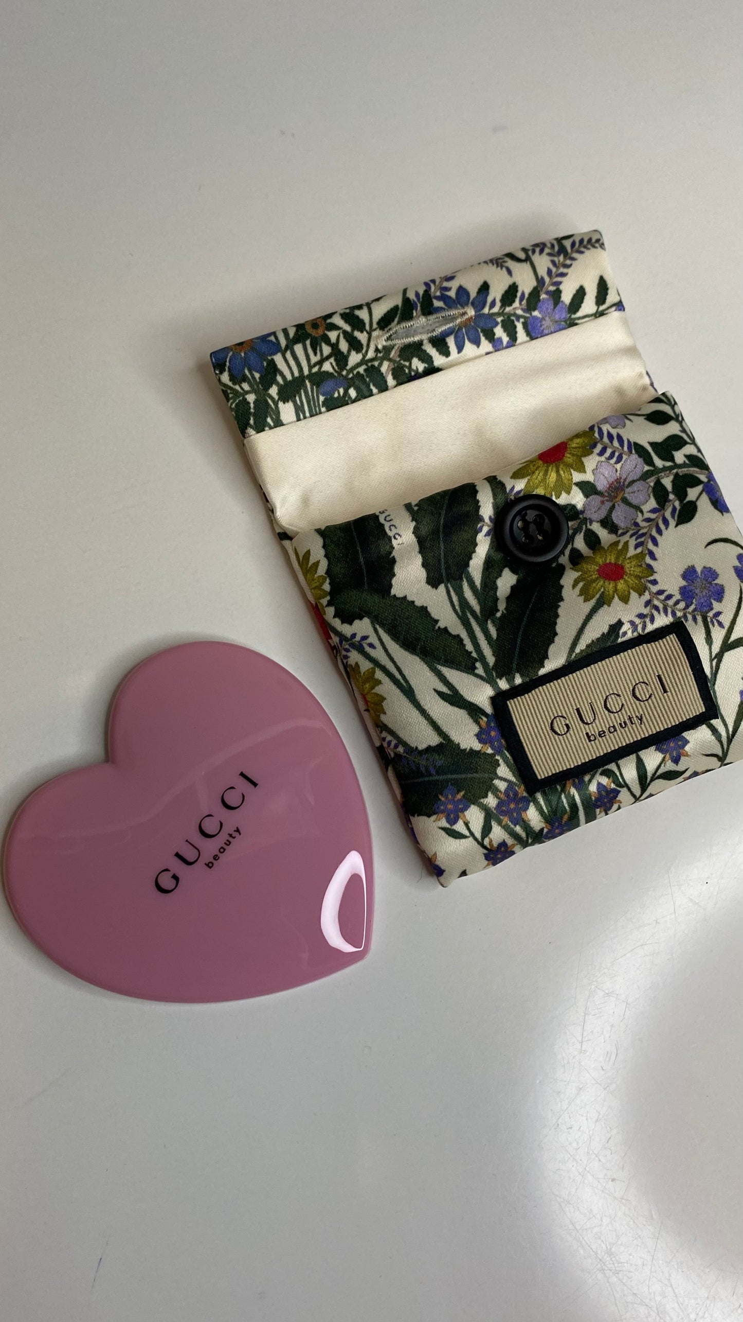 Gucci Beauty Pink Heart Mirror With Pouch