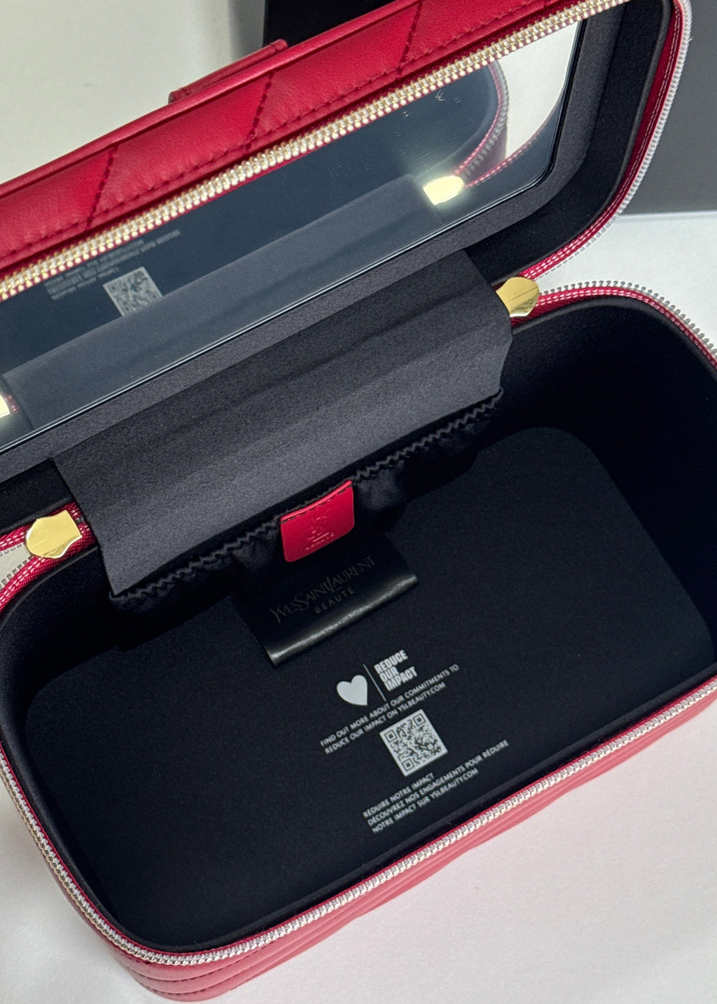 Vanity Red Makeup Case With Mirror