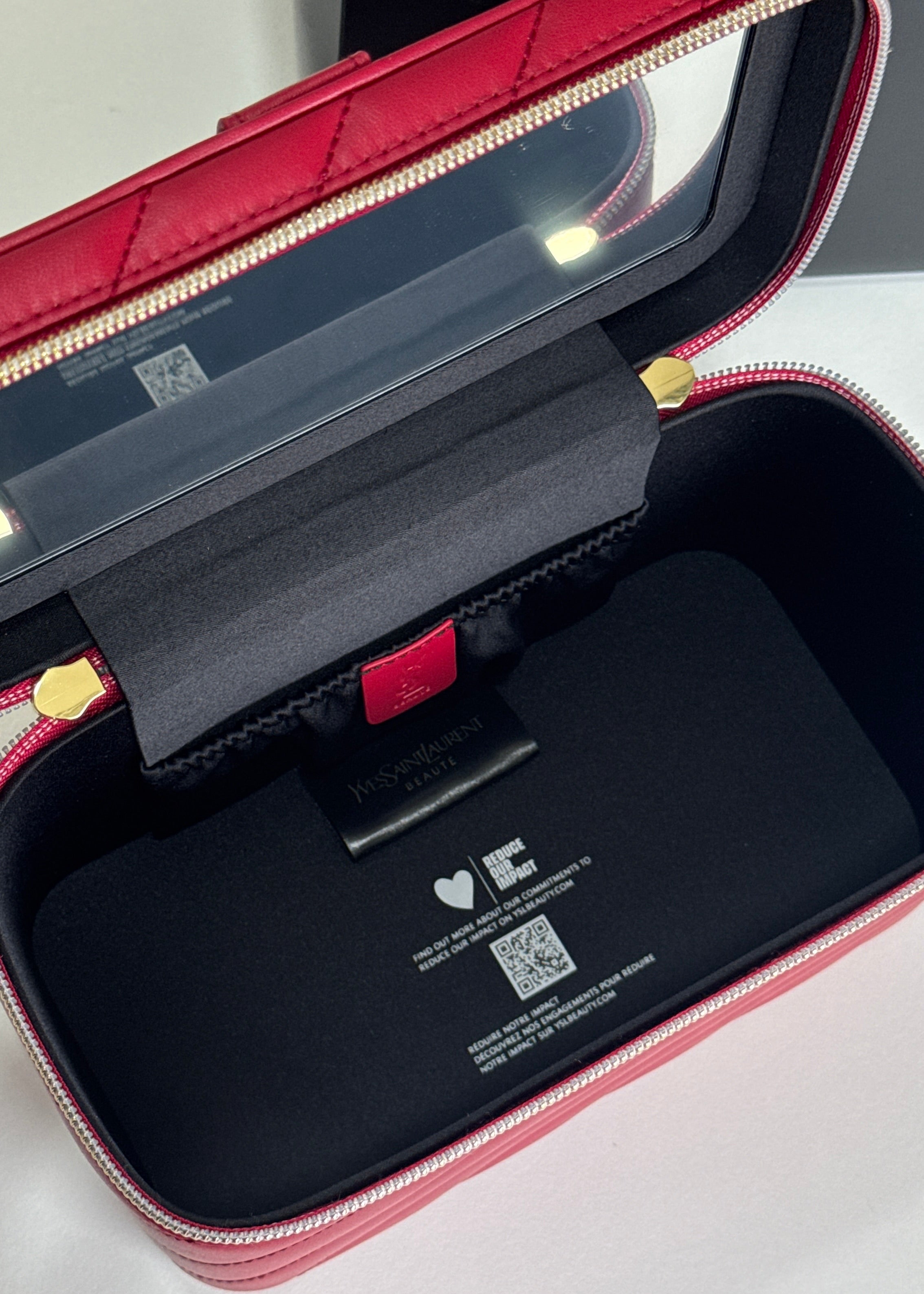 Vanity Red Makeup Case With Mirror