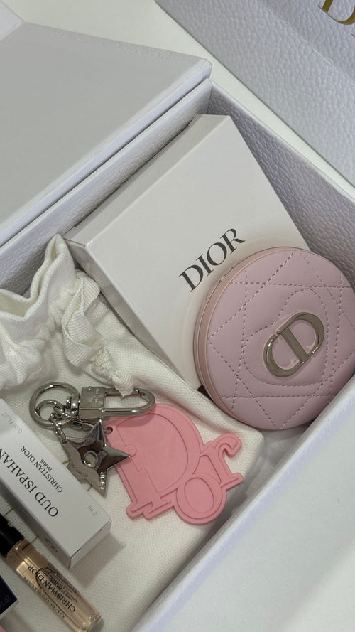 Beauty Essentials Gift Box #02