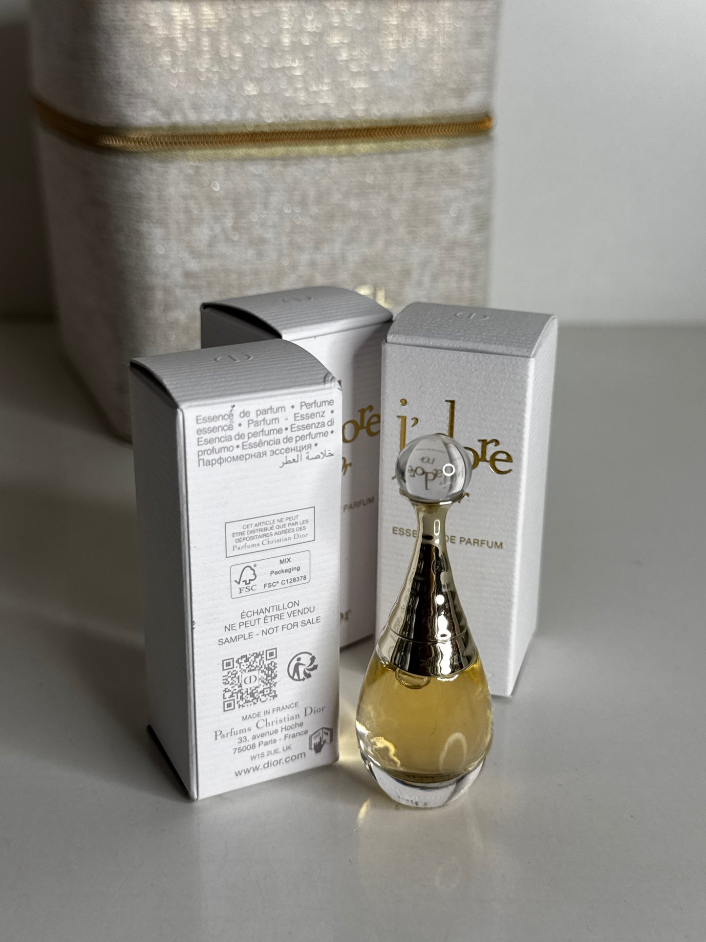 J'adore Essence De Perfume