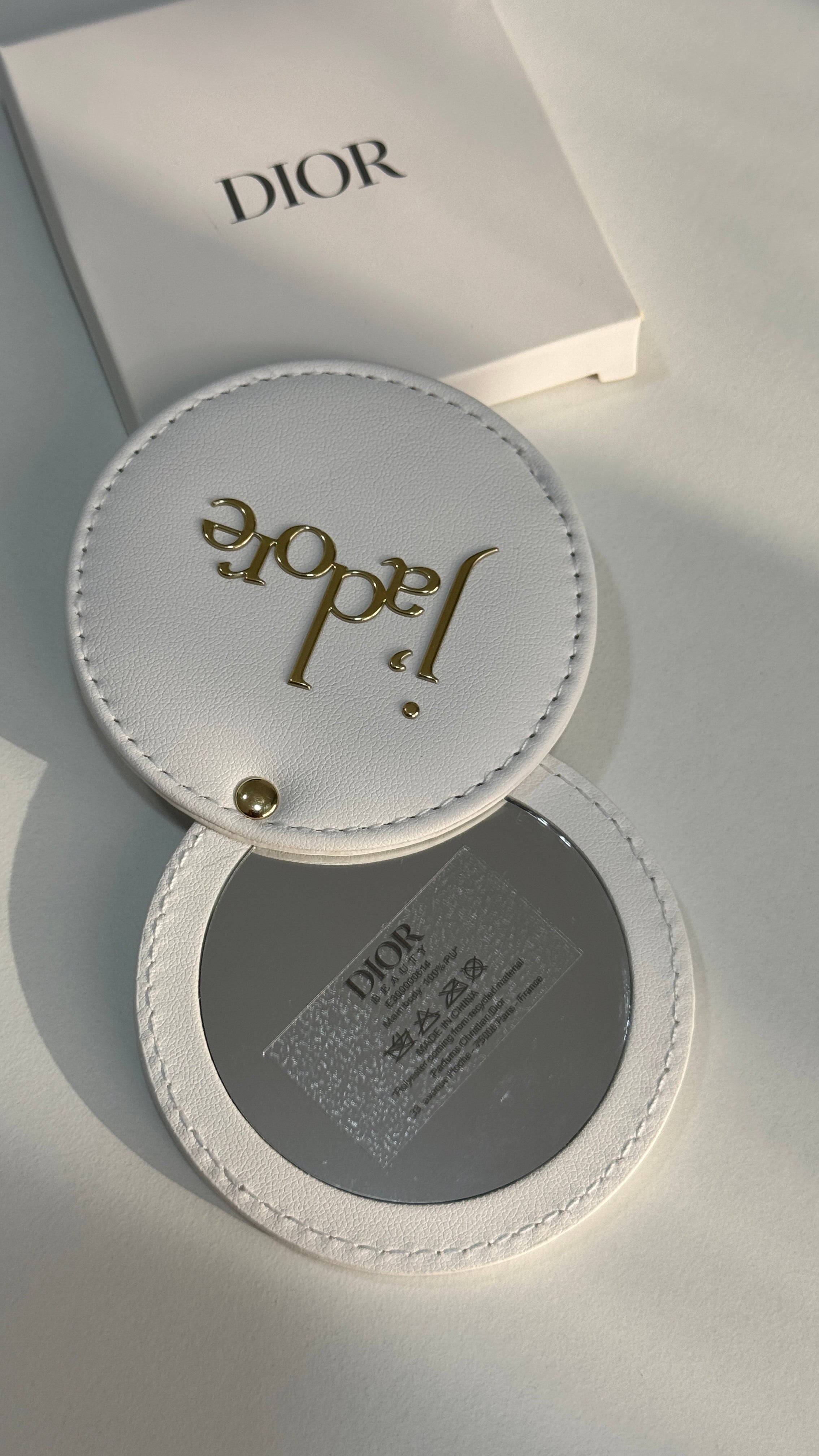 Jadore Compact Pocket Mirror – White