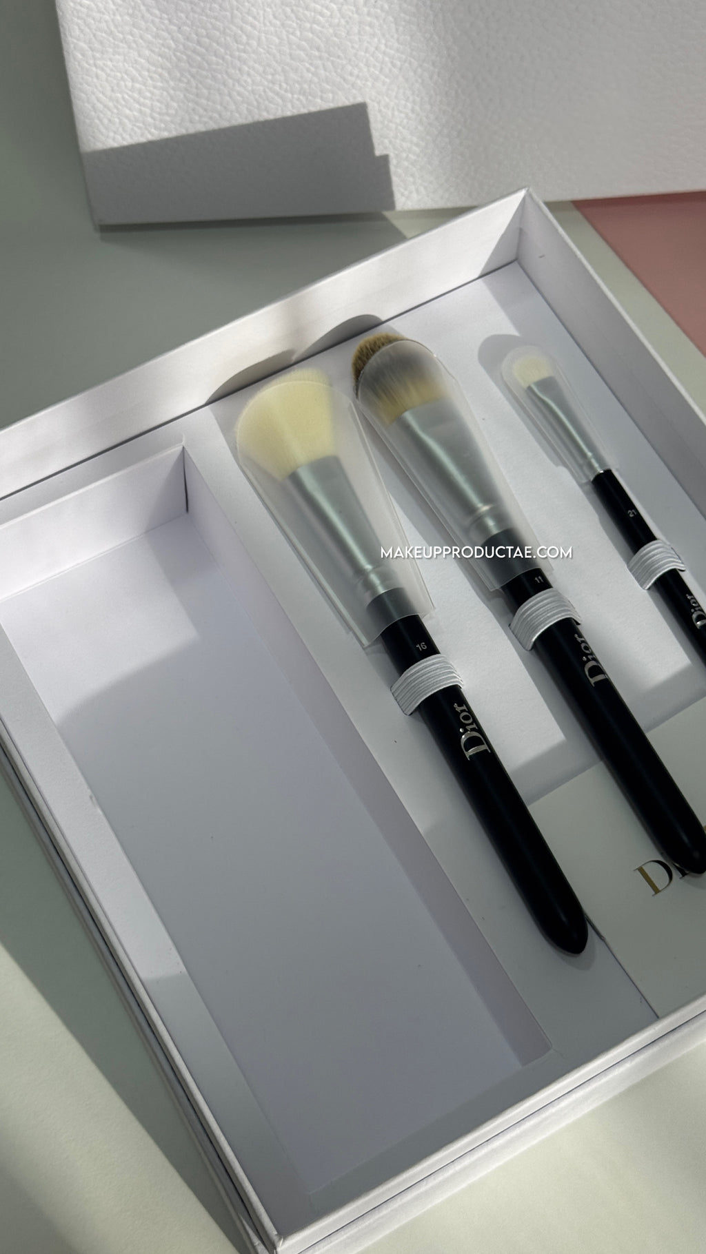 Brush Set & Travel Case - Silver Welcome Gift