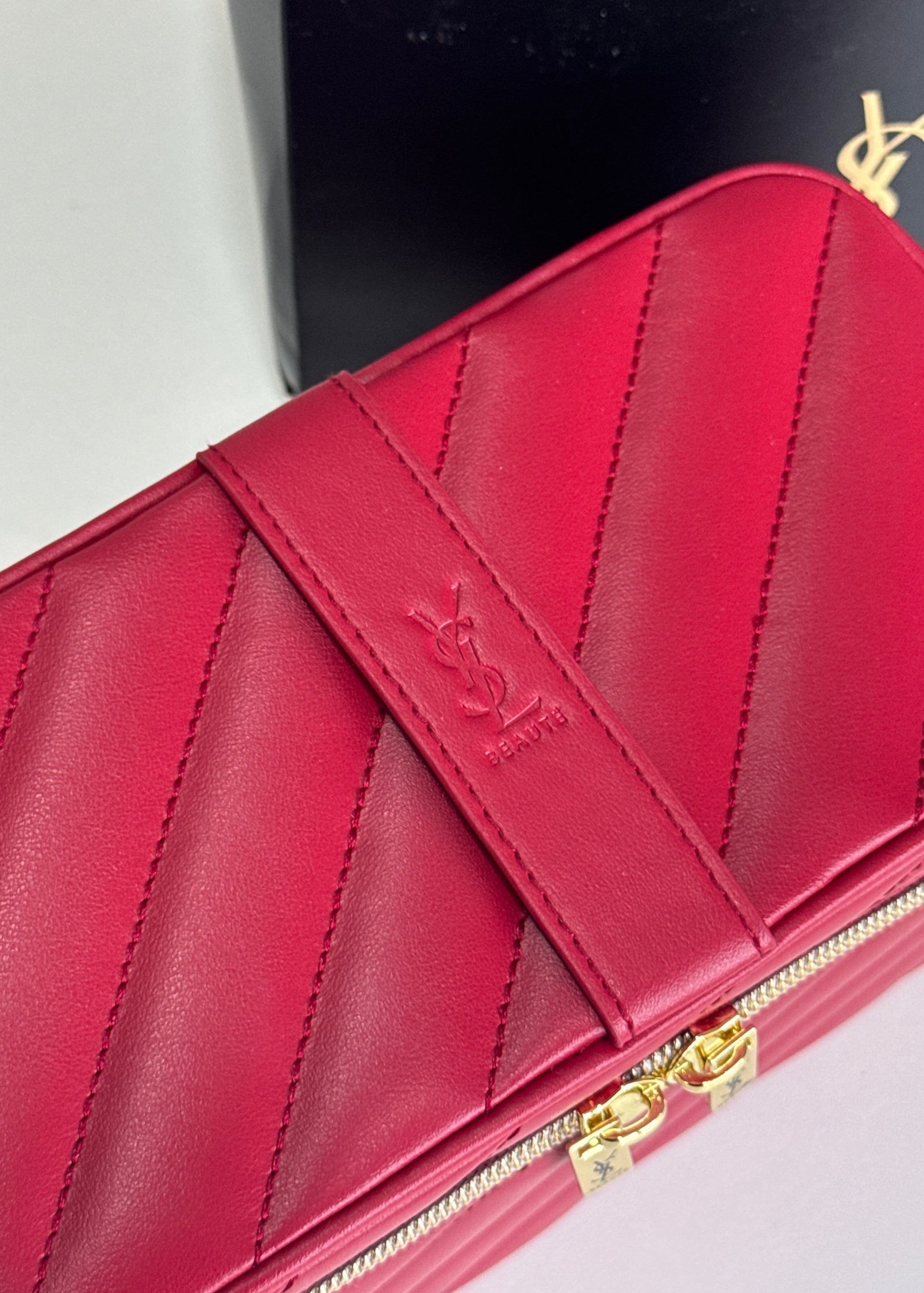 Vanity Red Makeup Case With Mirror