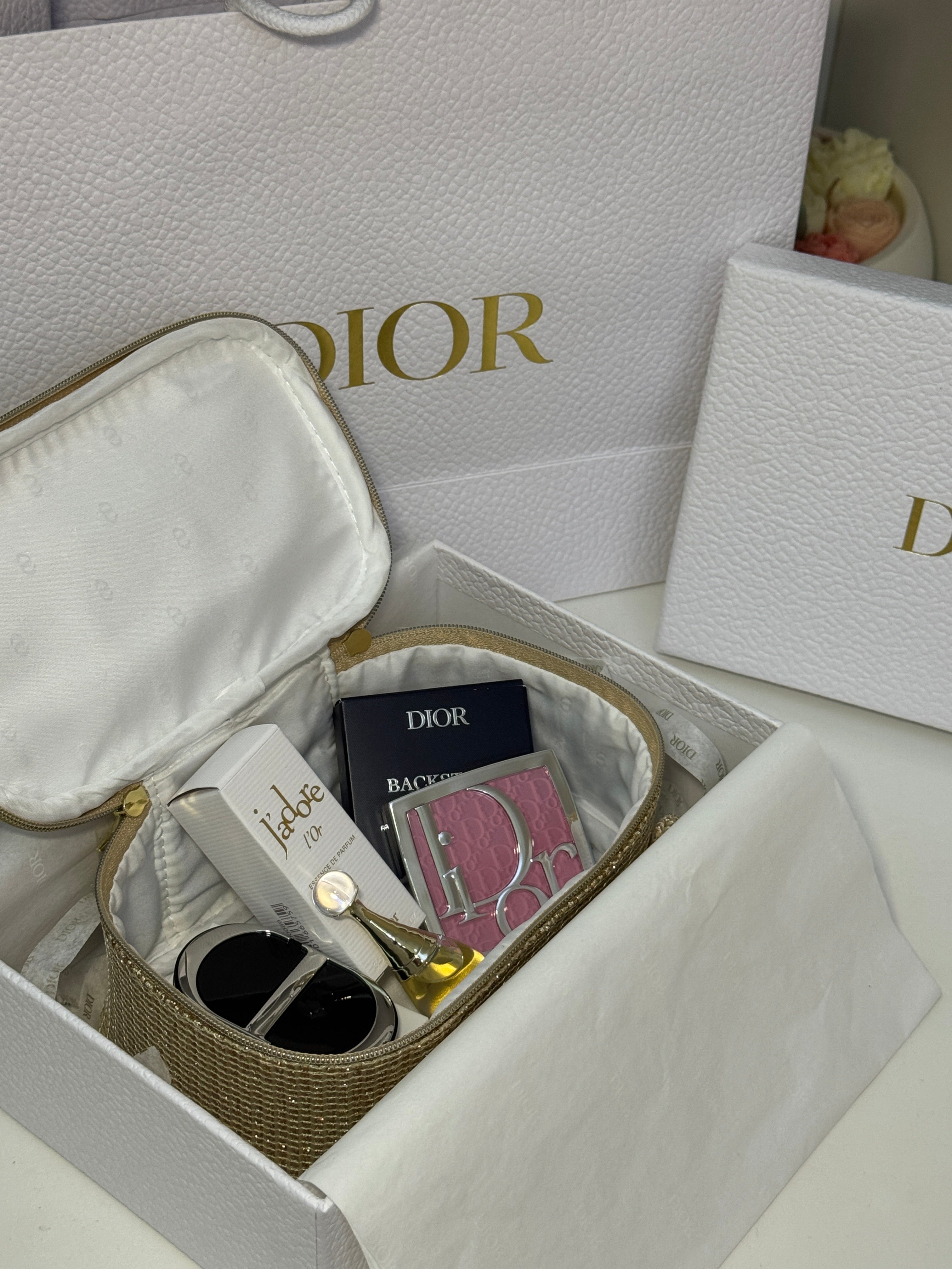 Golden Vanity Set – Limited Edition Gift Box