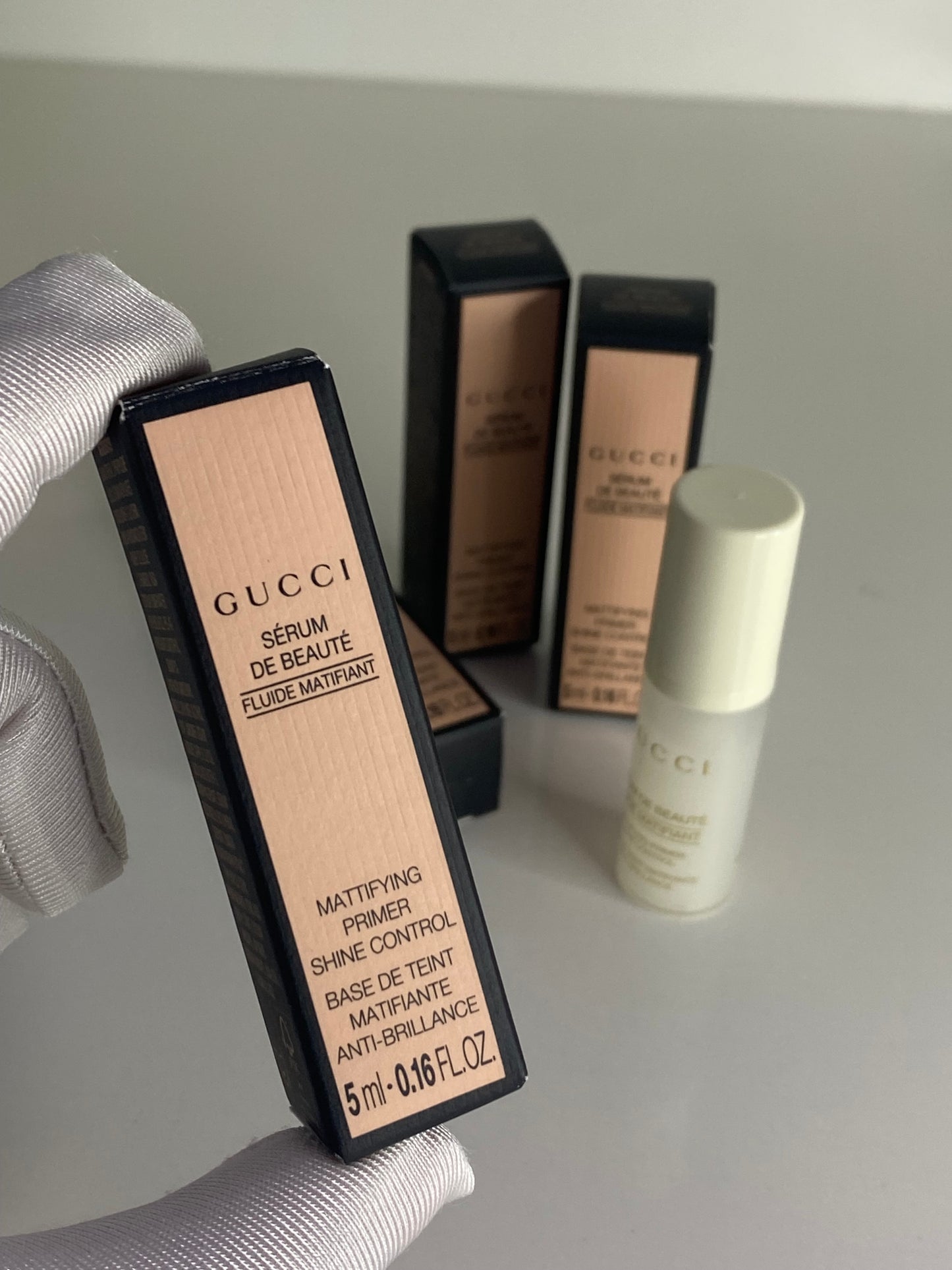 Gucci Serum - Mattifying Primer Shine Control