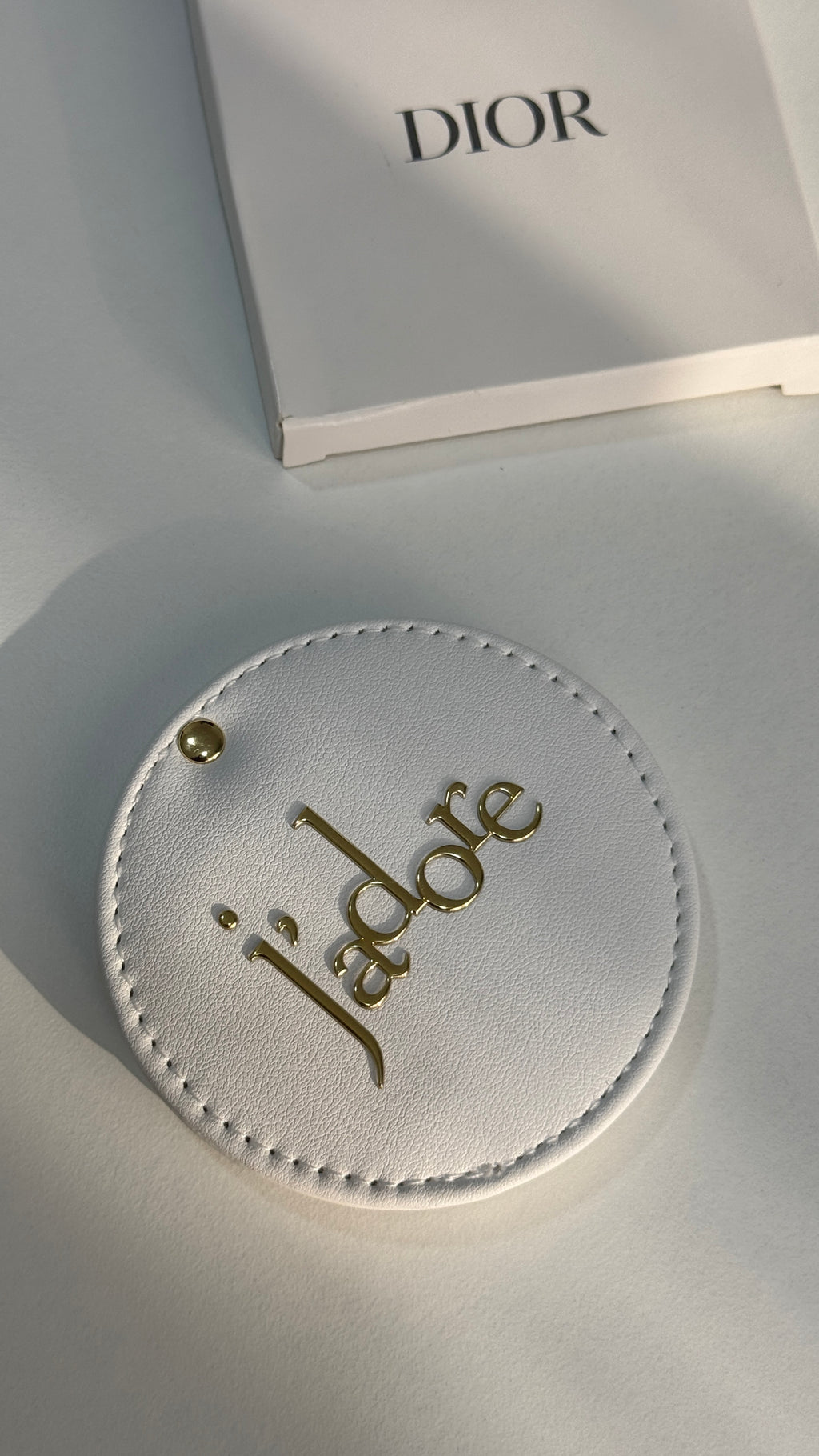 Jadore Compact Pocket Mirror – White