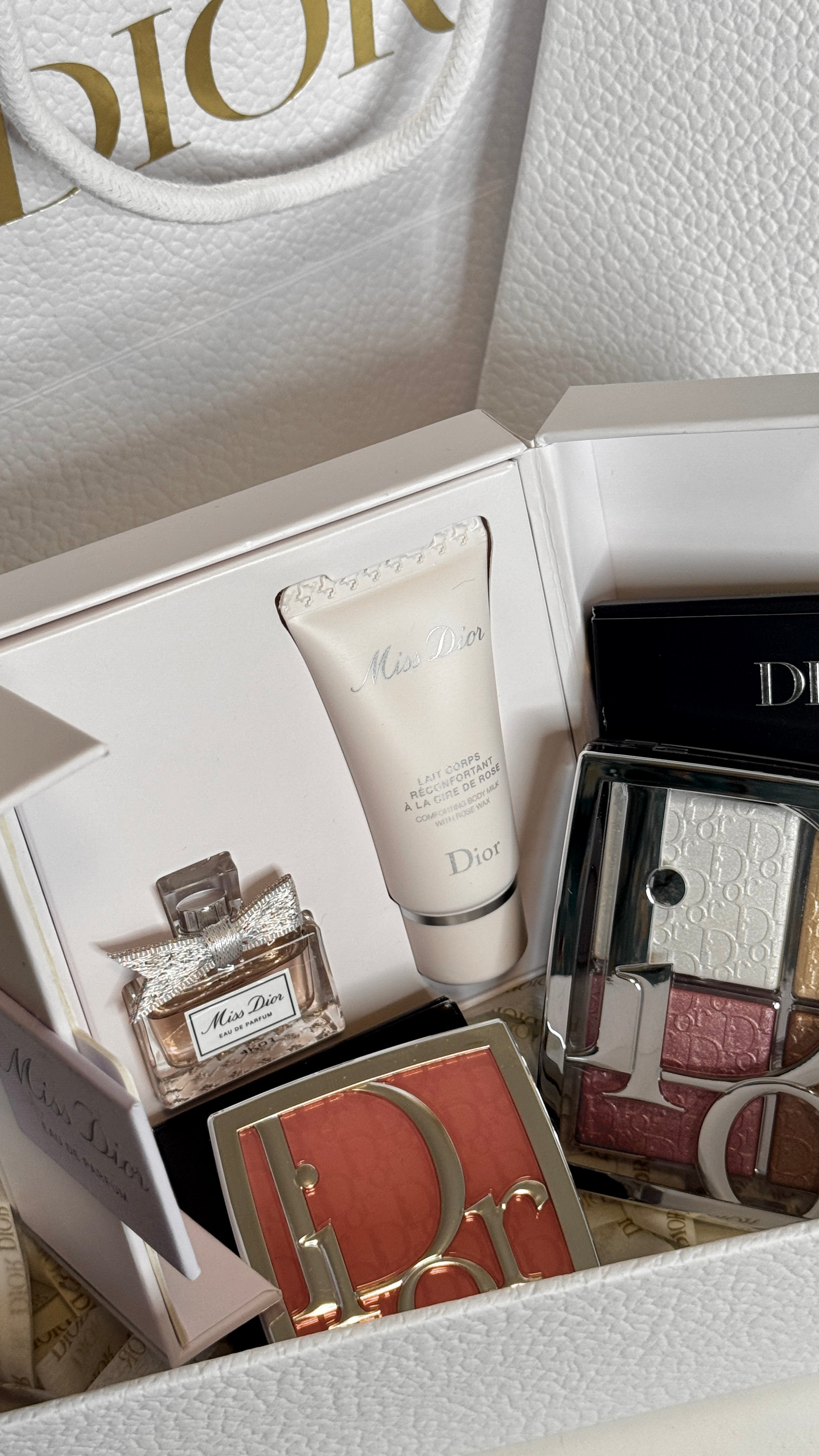 Glow Box - Gift Box