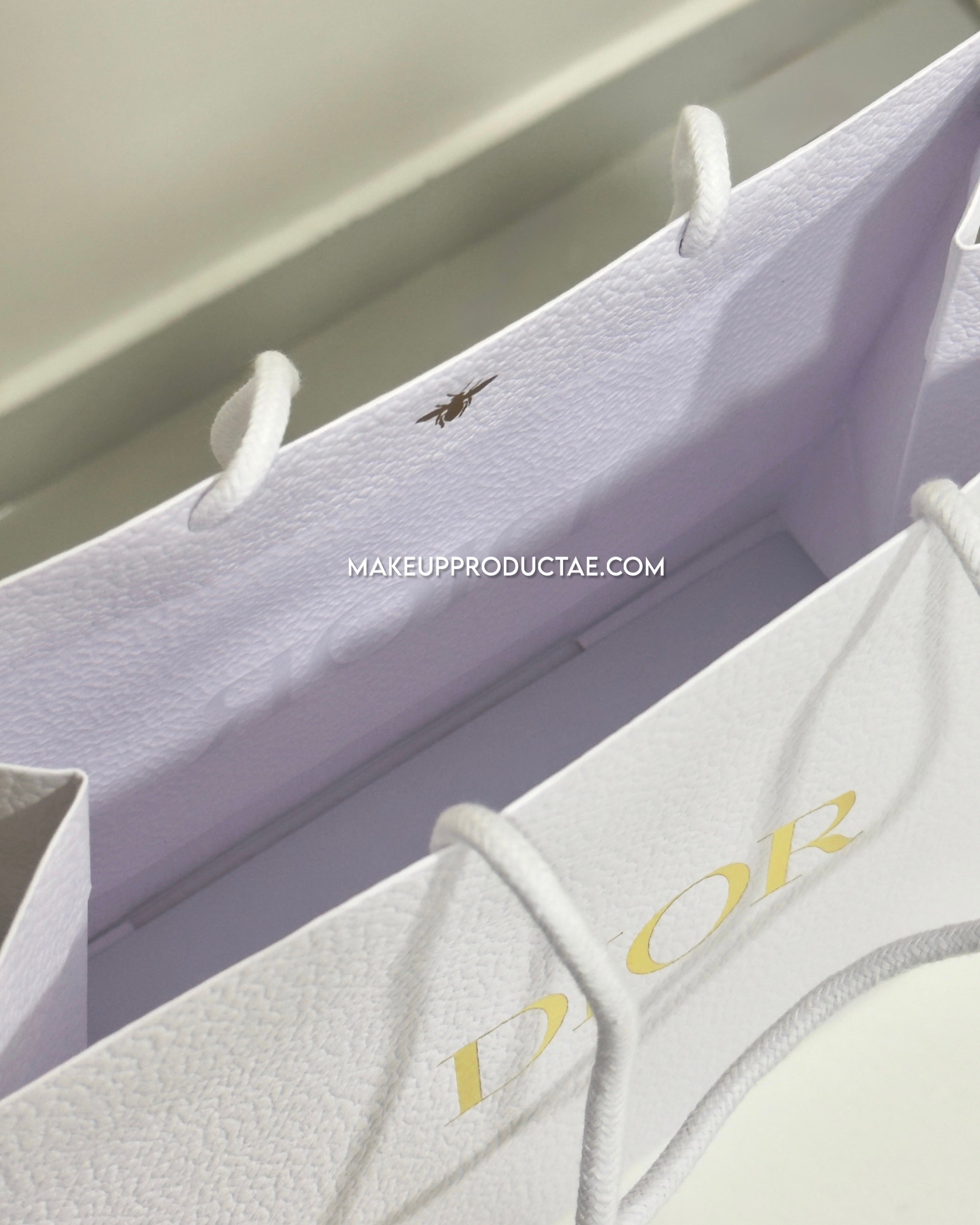 Christian Dior – Makeup Product ae