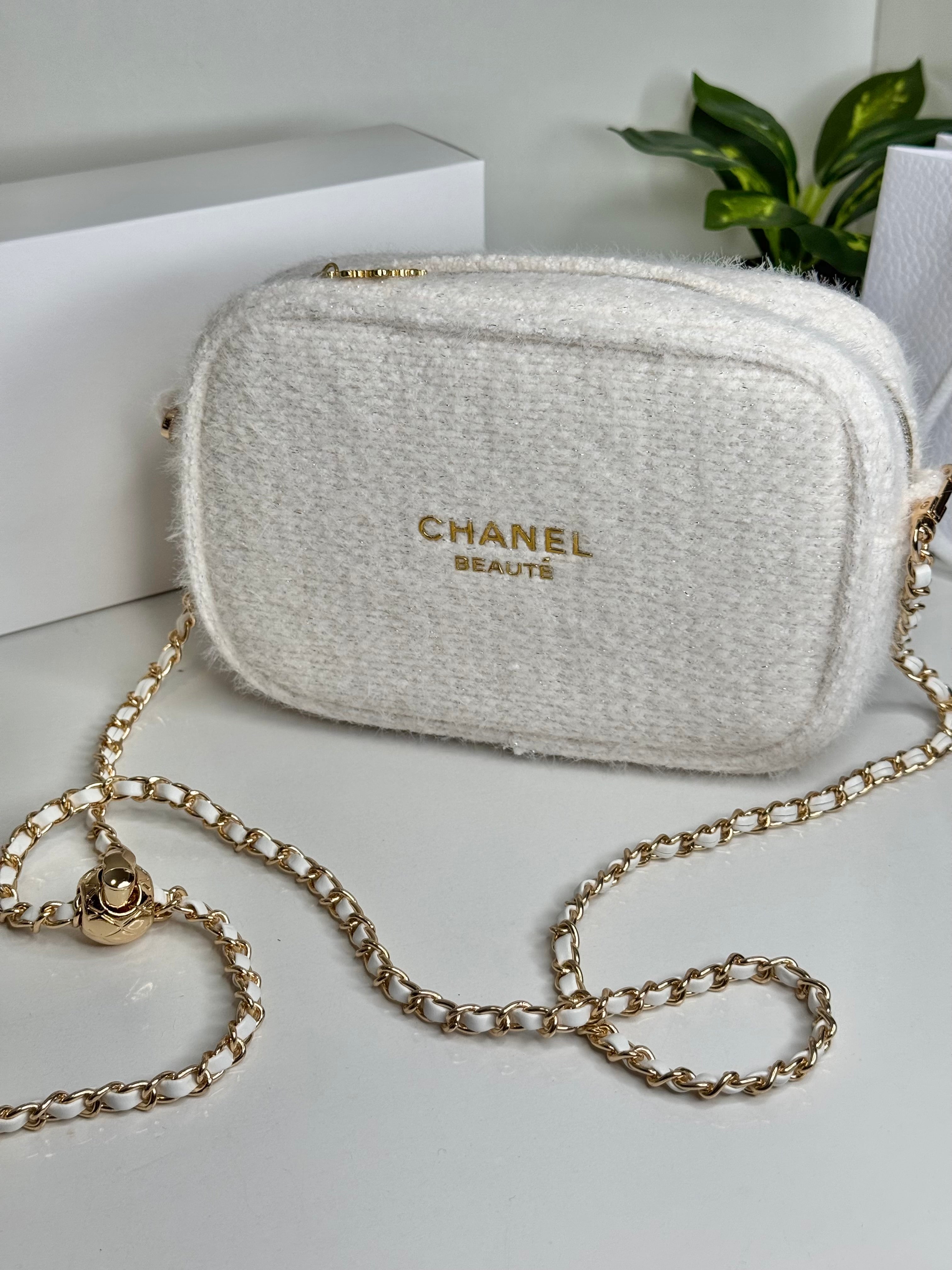 Chanel Makeup beauty bucket pouch sale shoulder bag