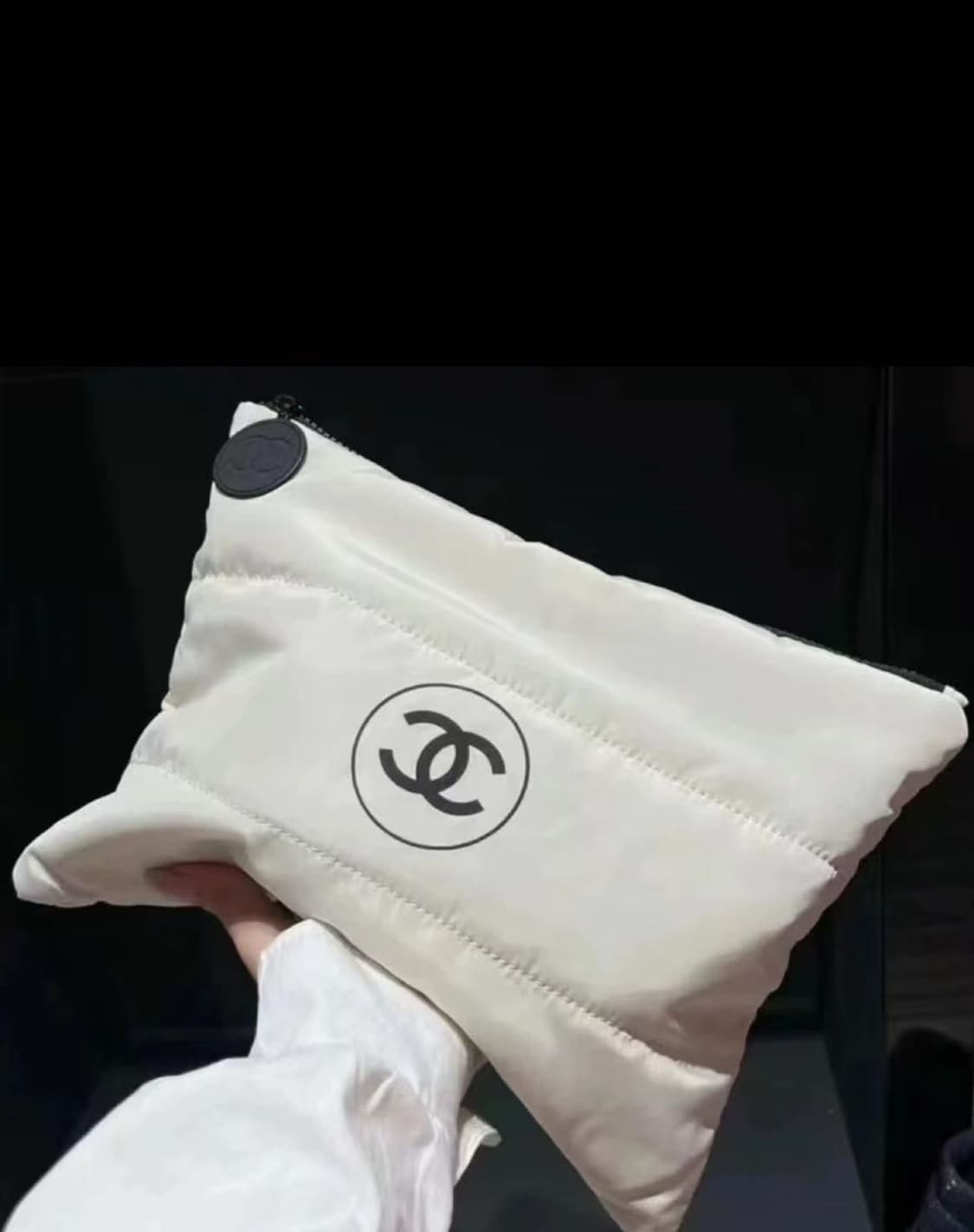 Les Beiges Puffy Pouch - Beige