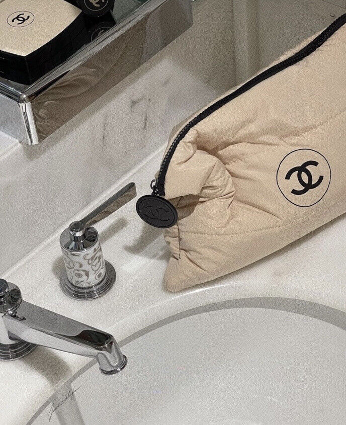 Chanel Les Beiges Puffy Pouch (Bag) - Beige