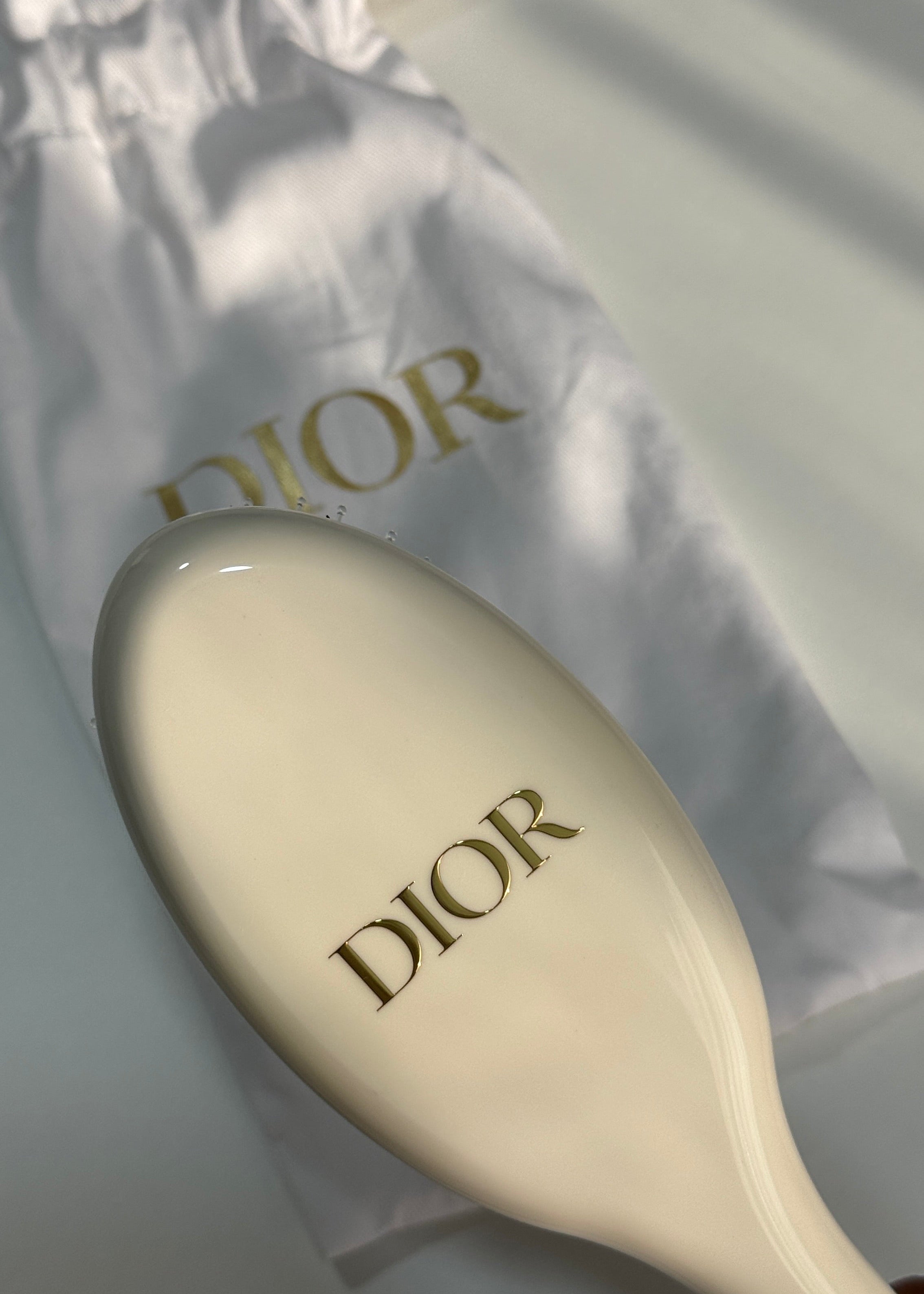 Dior Beauty White Hair Brush/Comb