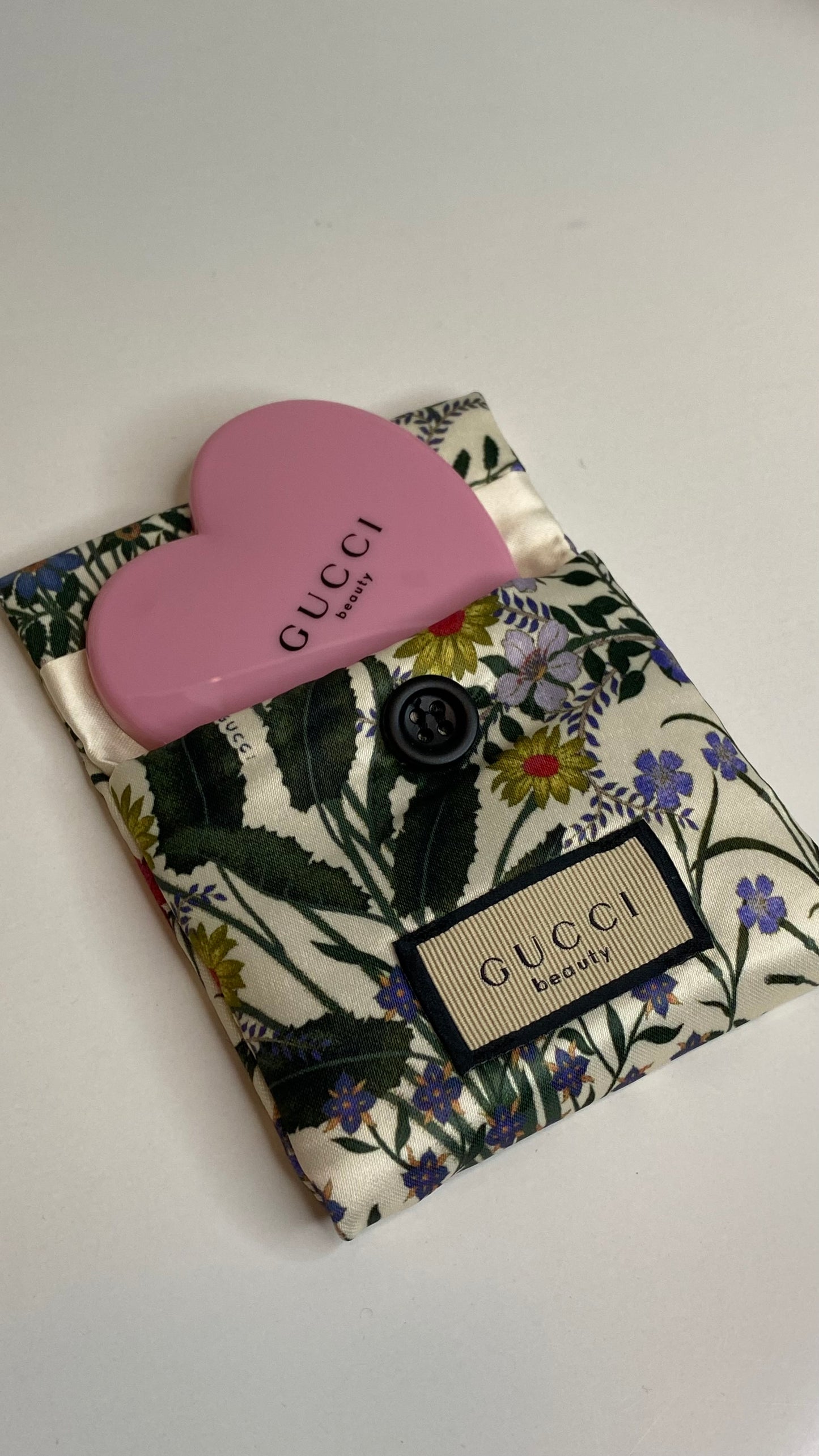 Gucci Beauty Pink Heart Mirror With Pouch