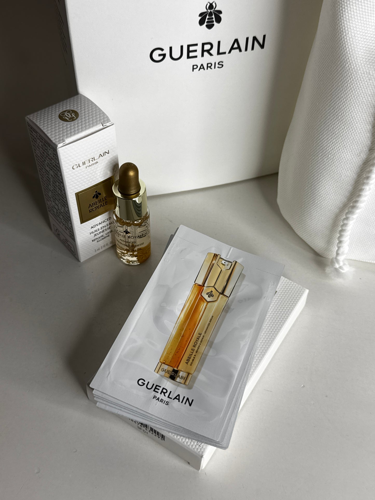 Guerlain Paris Pouch