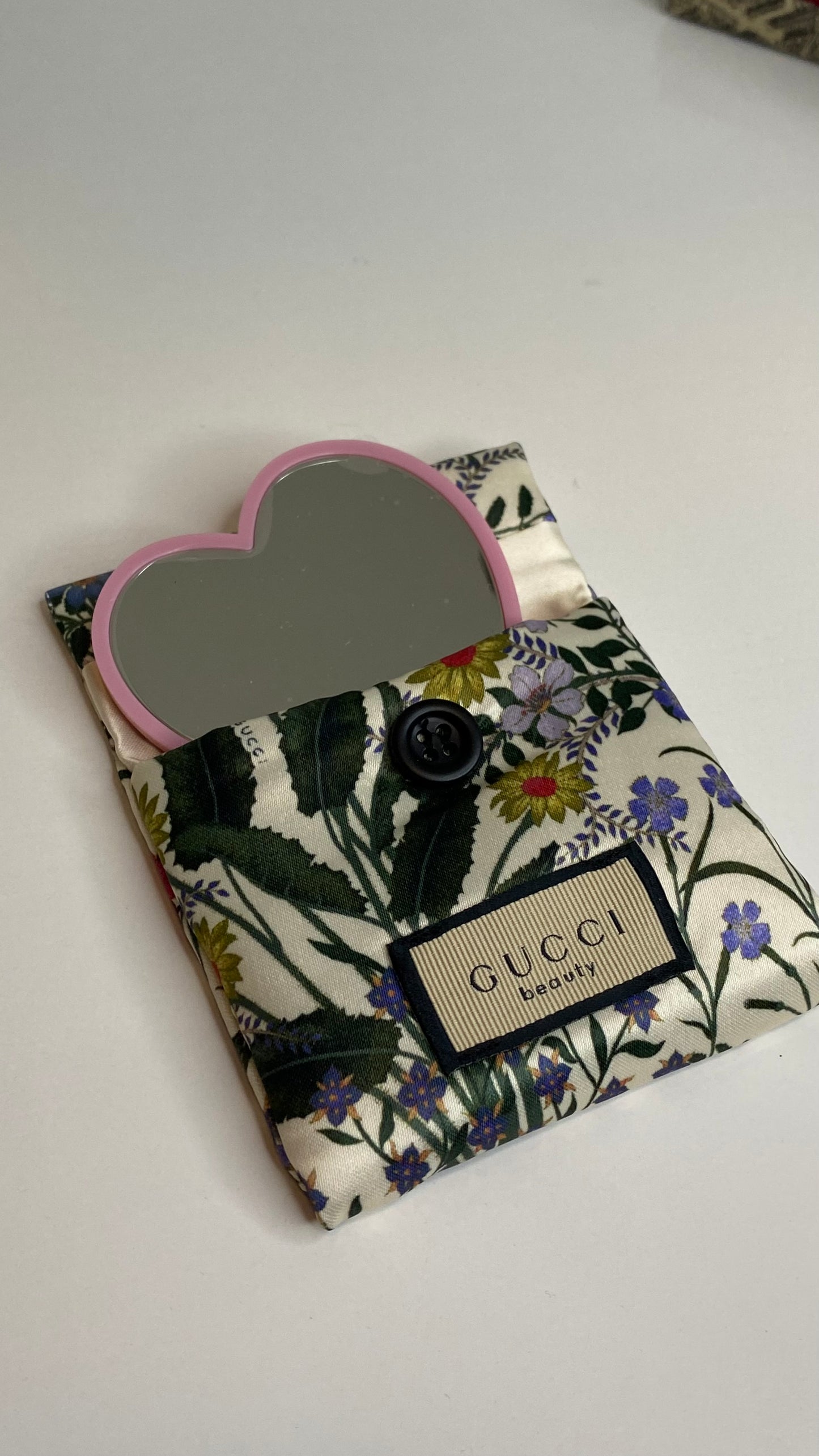 Gucci Beauty Pink Heart Mirror With Pouch