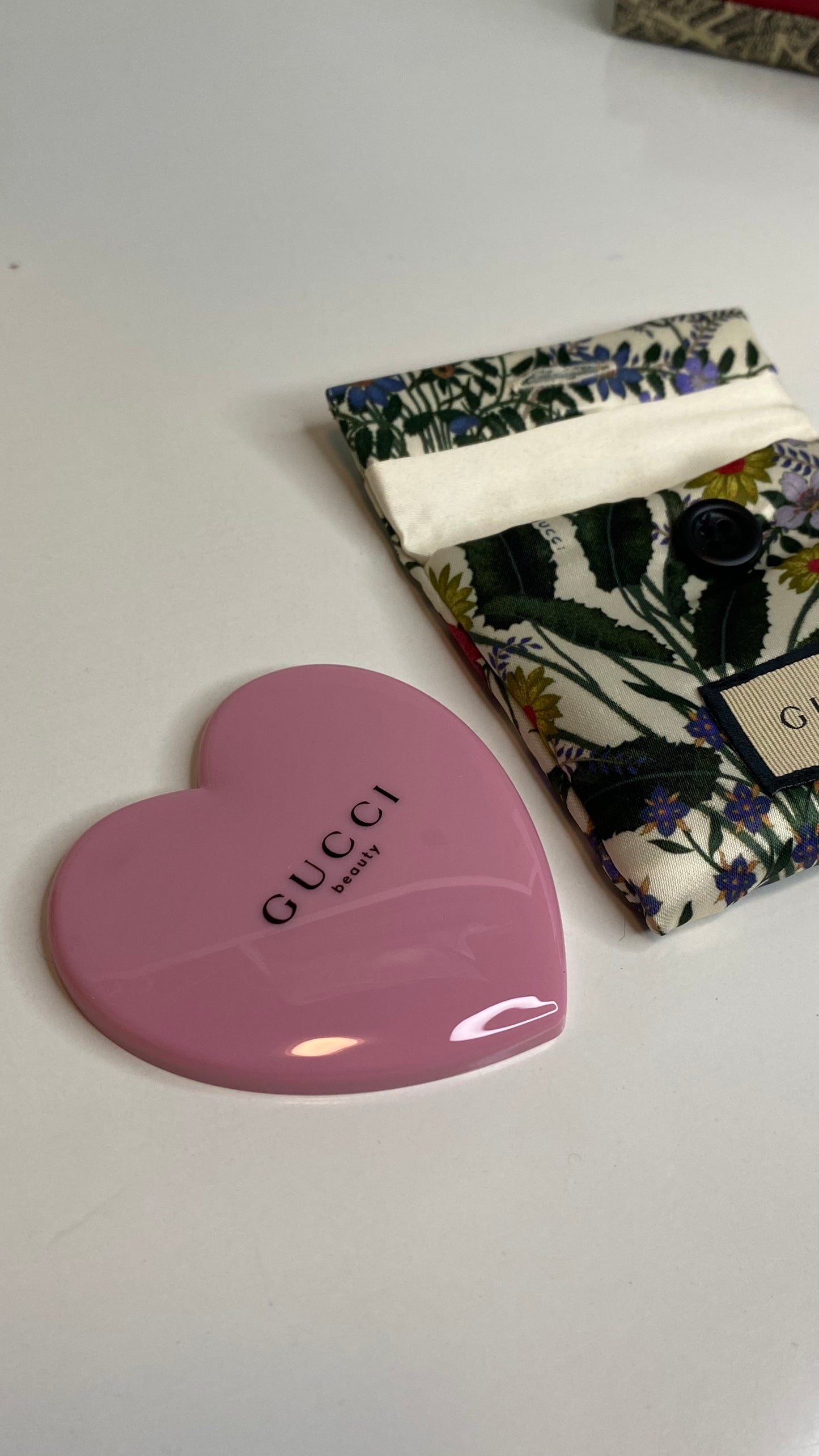 Gucci Beauty Pink Heart Mirror With Pouch