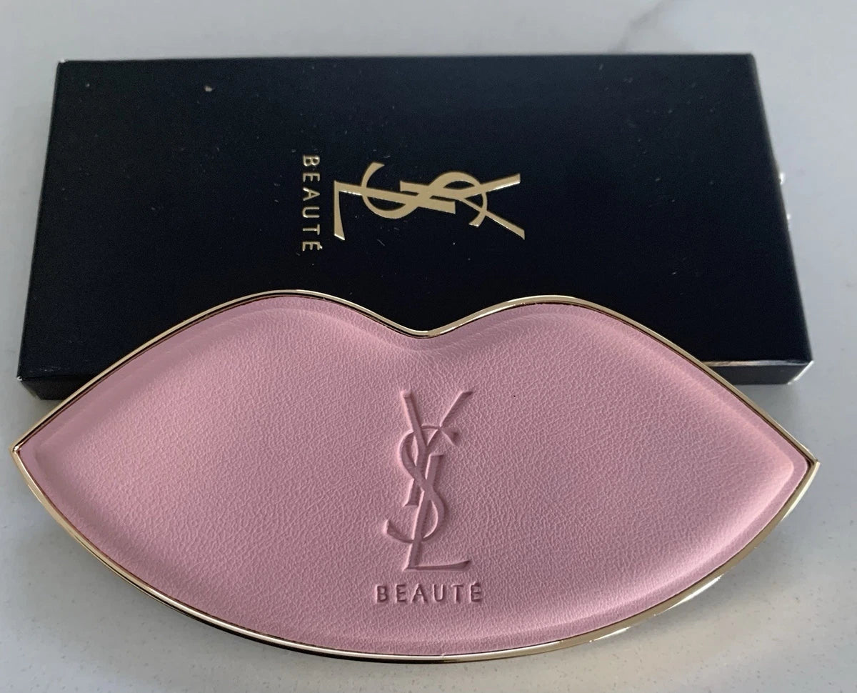 Lip Shape Mirror - Pink