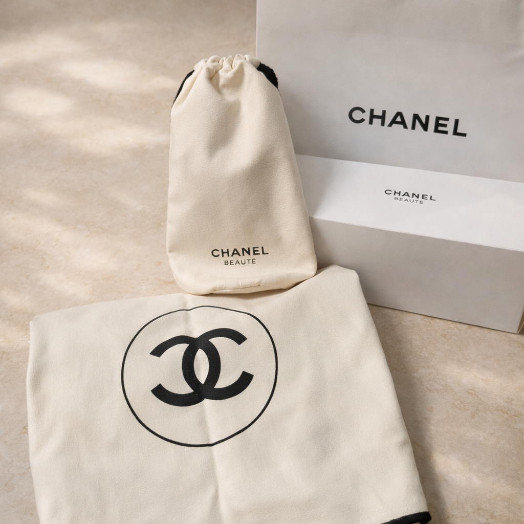 Travel Blanket With Pouch - VIP Chanel Beauty Gift
