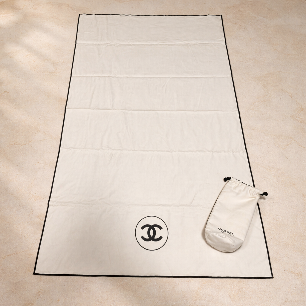 Travel Blanket With Pouch - VIP Chanel Beauty Gift
