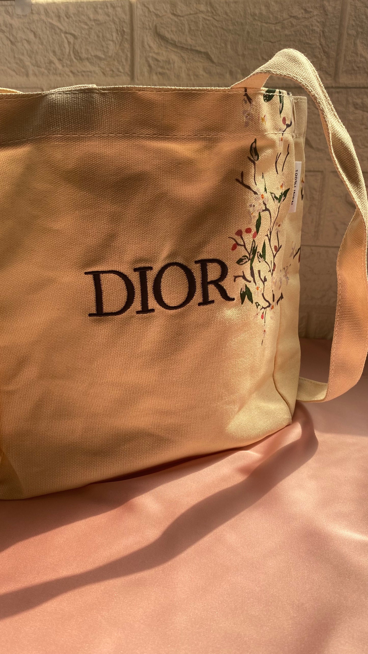 Dior Tote Bag Cherry Blossom (Linen)