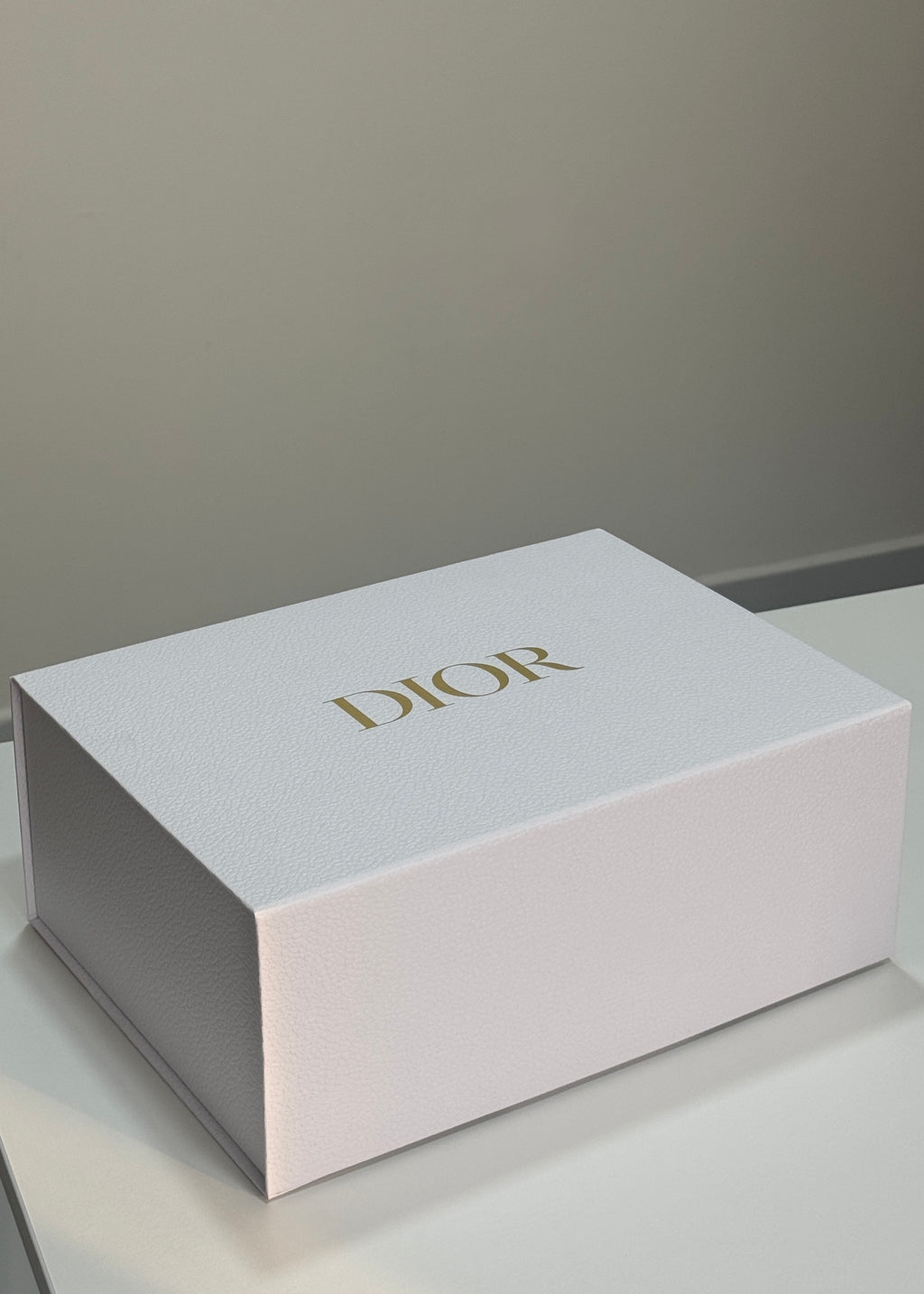 Dior Signature Gift Box - L Size