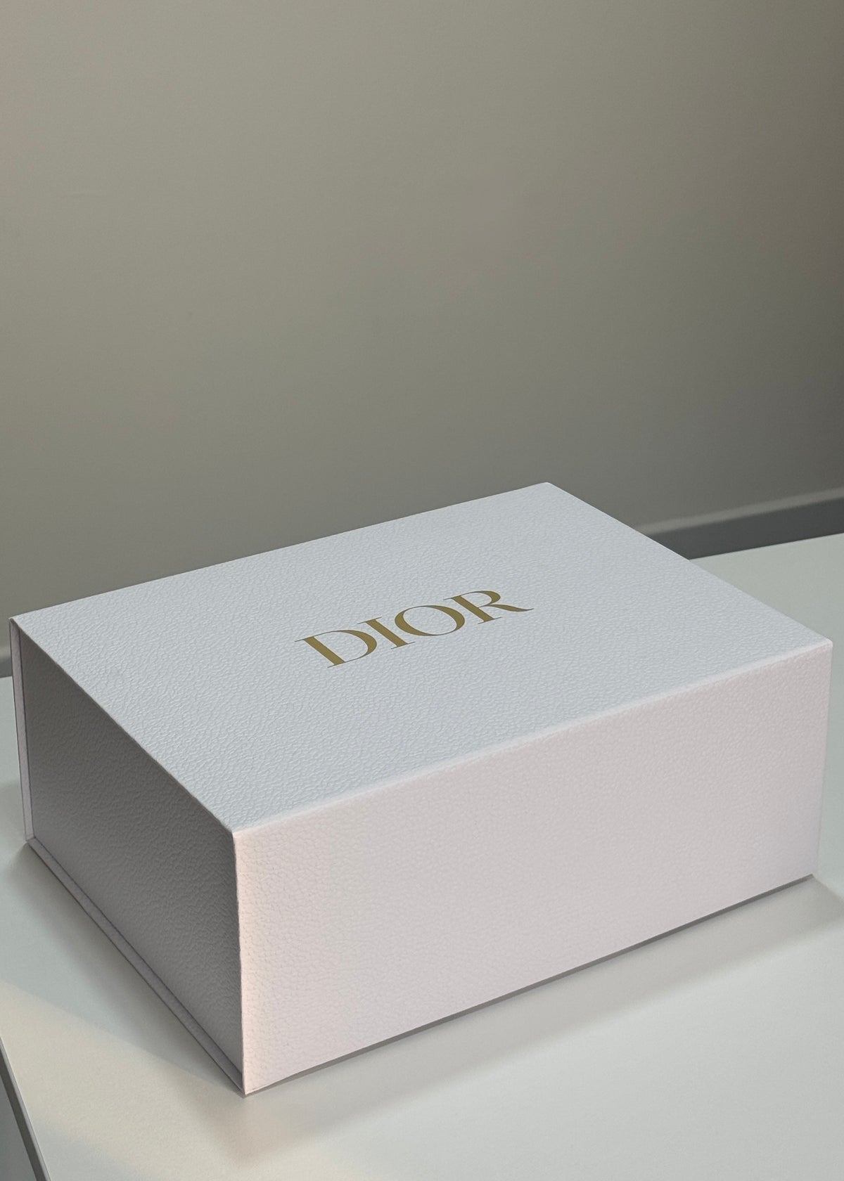 Dior Signature Gift Box - L Size