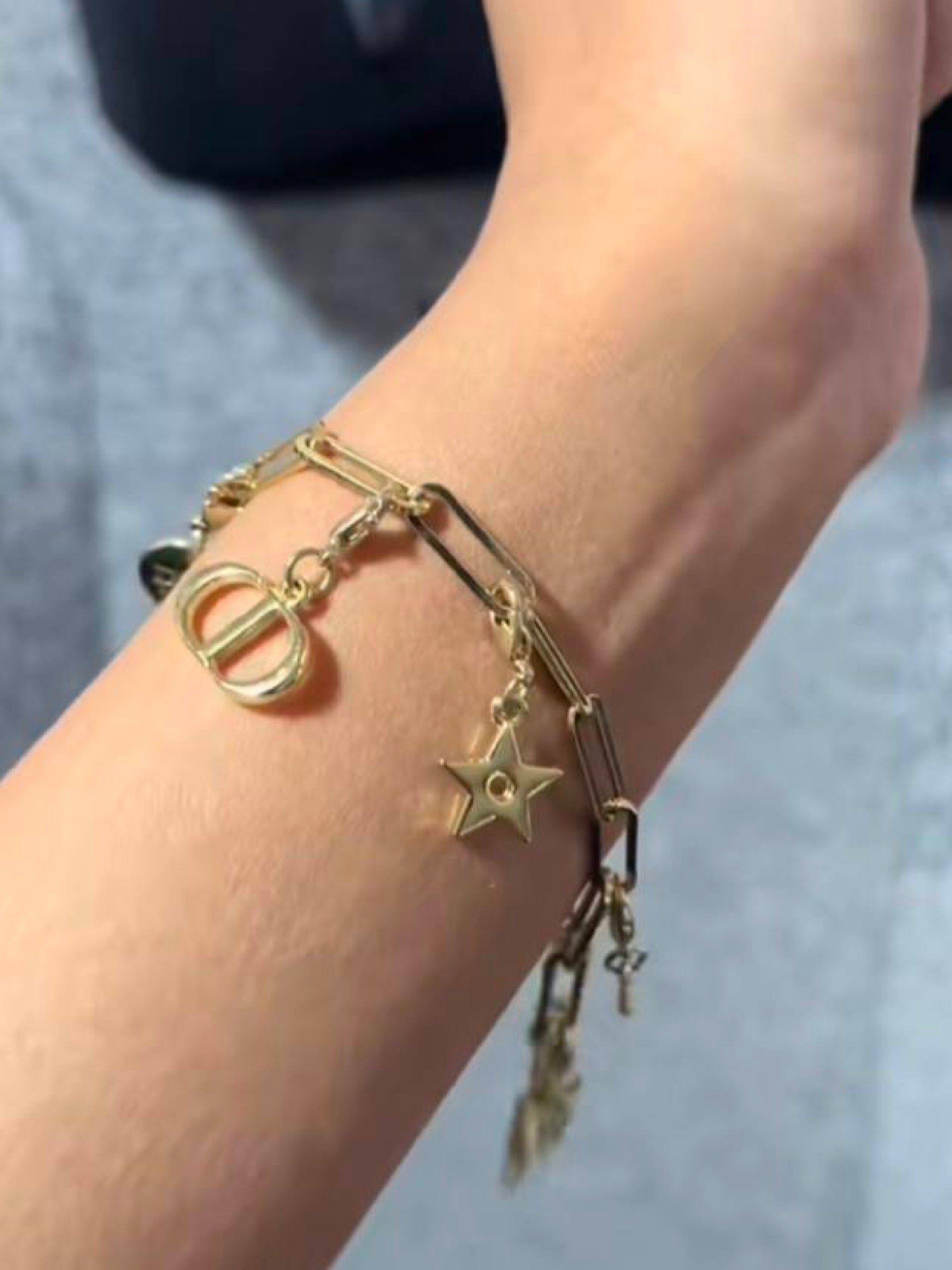 Dior Beauty Phone Charm - Gold